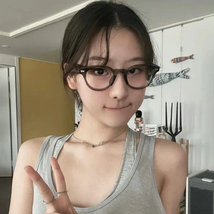 姜河那 / 
